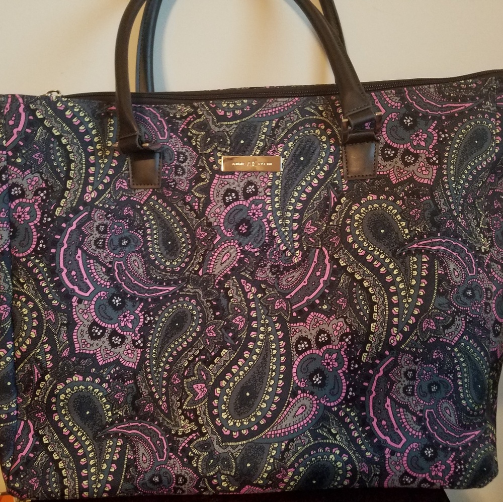 Anne Klein Weekender Multi Color